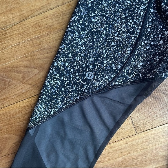 Lululemon Black and White Speckled Mesh Detail Crop Leggings - Picture 11 of 11